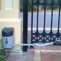 Vonkajšie brány s automatickým pohonom